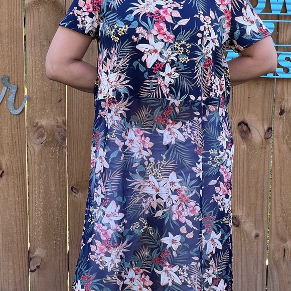 Sweet Rain Floral sheer long tunic LARGE - Picture 10 of 10
